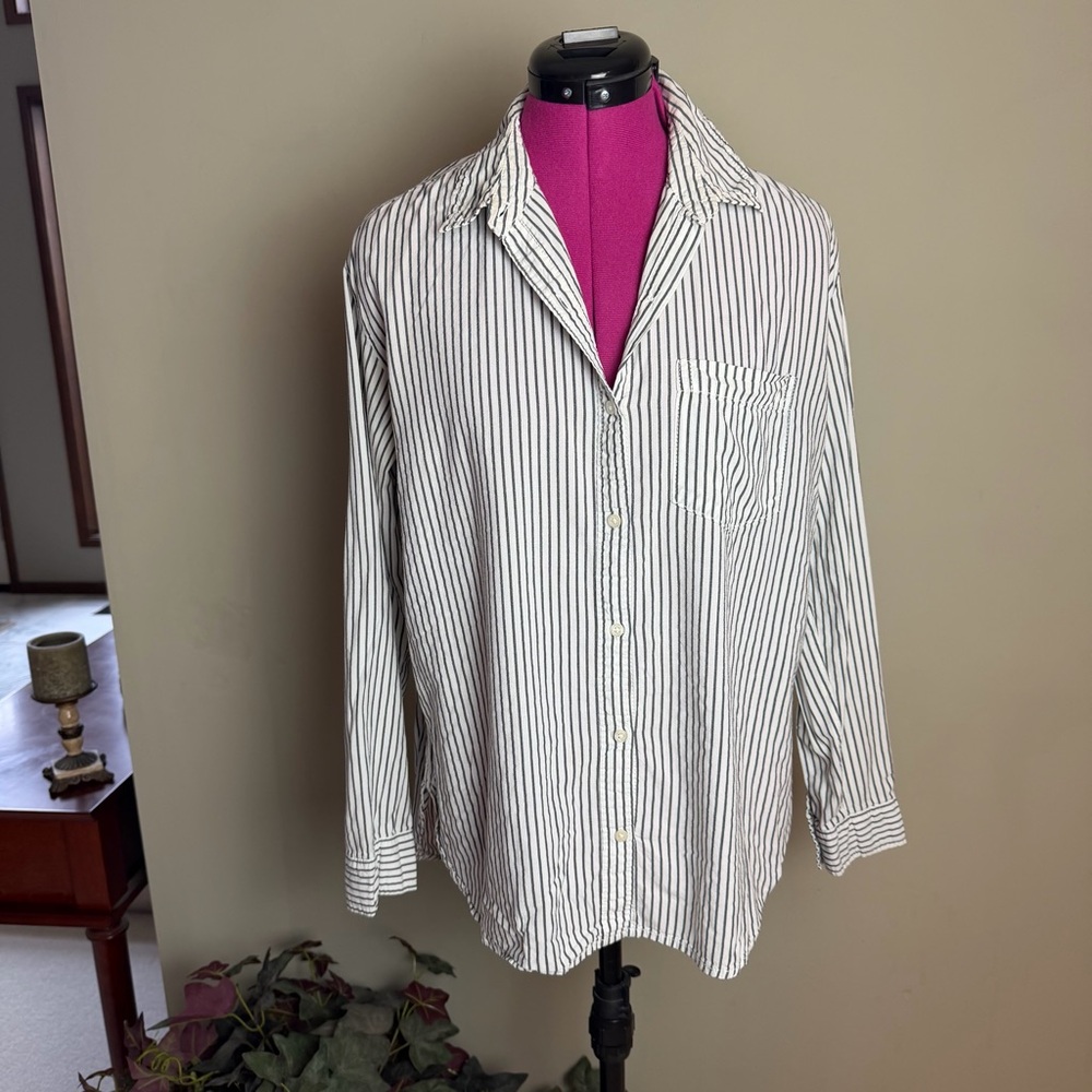 BP The Perfect Shirt Gray & White Stripes